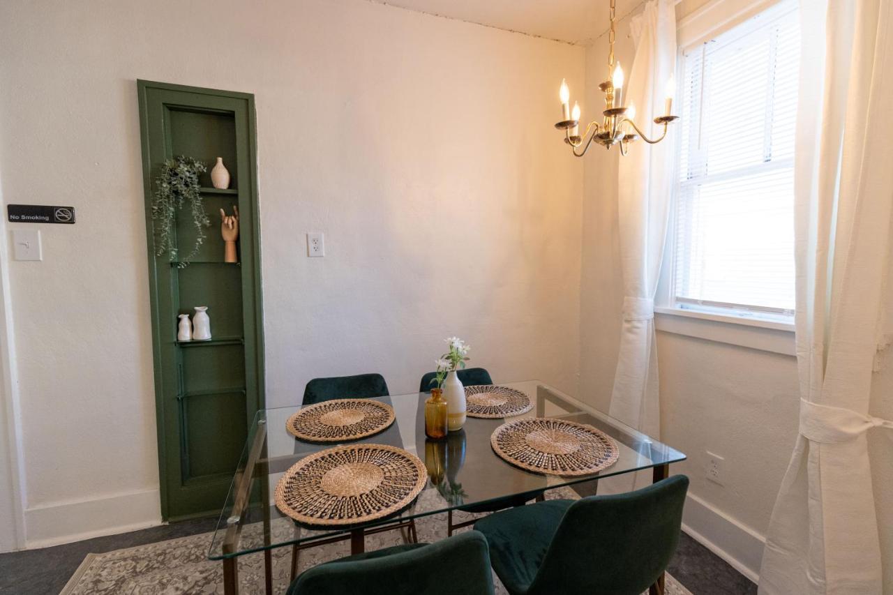 Vila Historic Revival King Bed Midtown Memphis 68 Yes Pets Fast Wifi Free Parking Exteriér fotografie